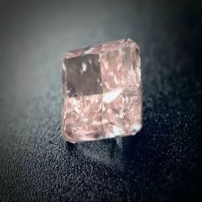 0.24 Fancy Brownish Pink SI2