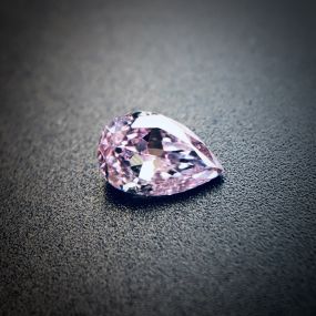 0.06 Fancy Pinkish Purple SI1