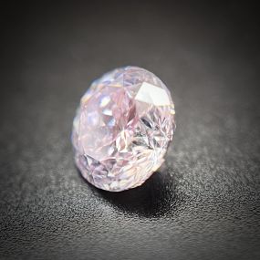 0.35 GIA Very Light Pink VS2 - 100 facets